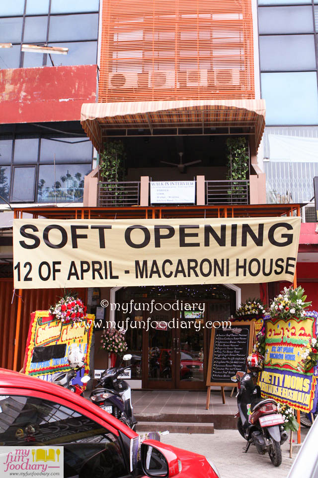 Soft Opening Macaroni House