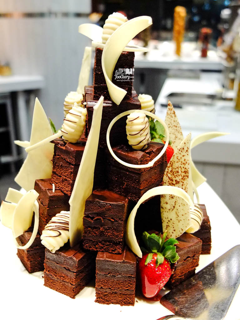 Tower of Chocolate Cakes 