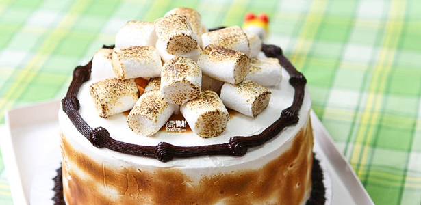 [NEW] S’mores Cake by Mochi and Molly Home Bake Shop