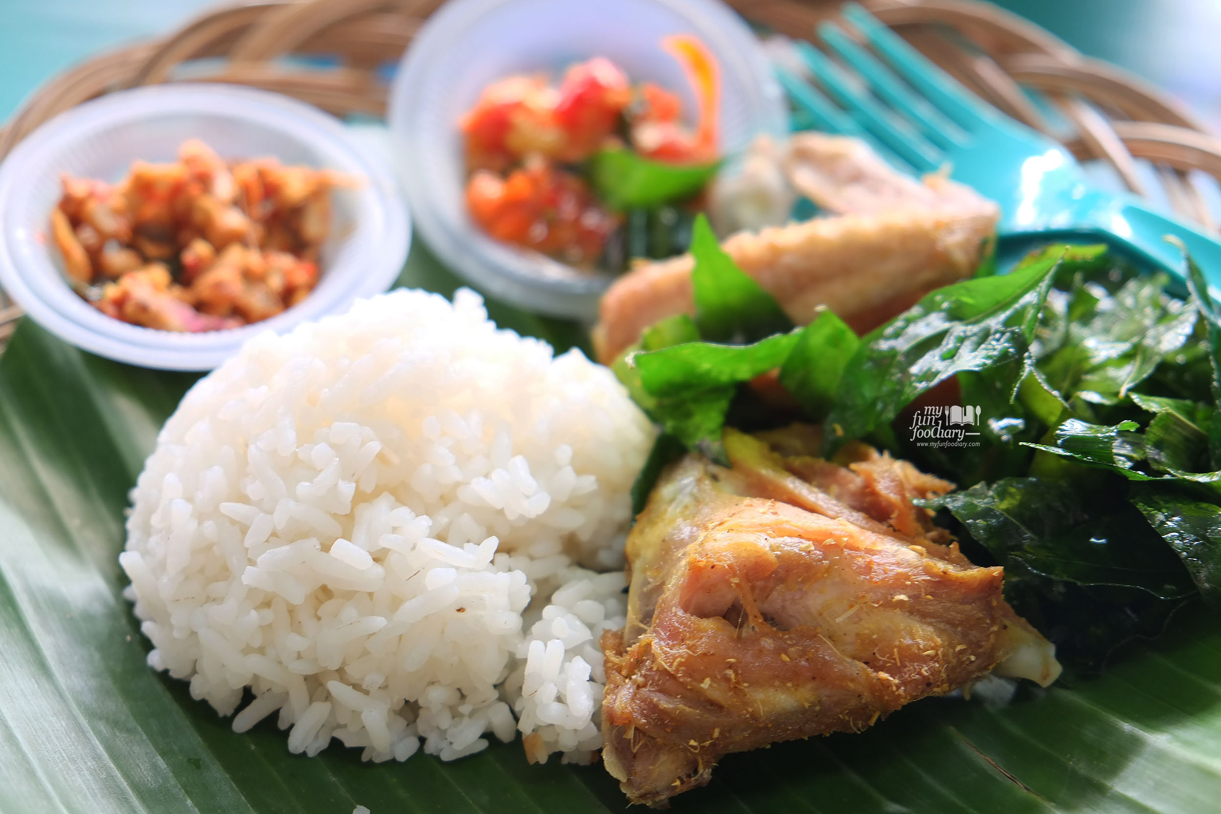 Ayam Tangkap Atjeh Reyeuk Festival Jajanan Bango di Parkir Timur Senayan by Myfunfoodiary