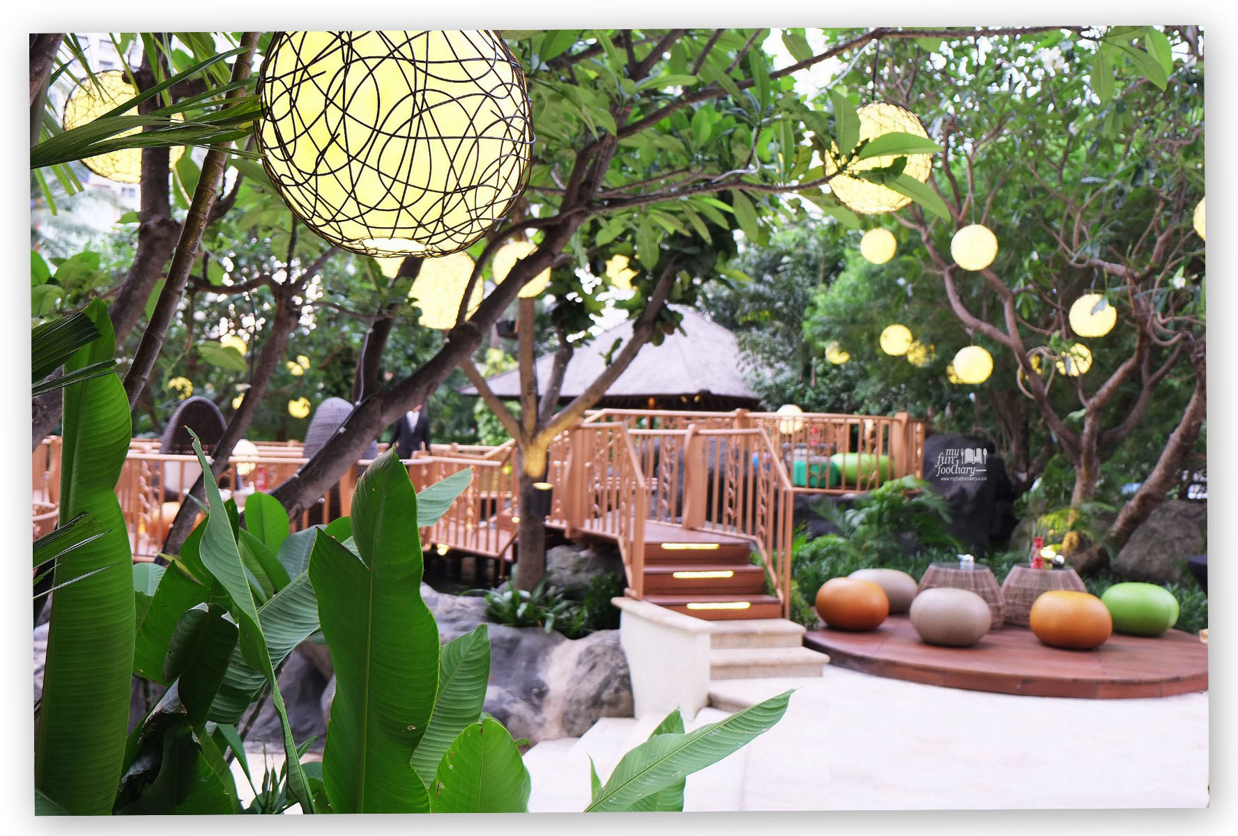 Beautiful View at JimBARan Outdoor Lounge Intercontinental MidPlaza by Myfunfoodiary