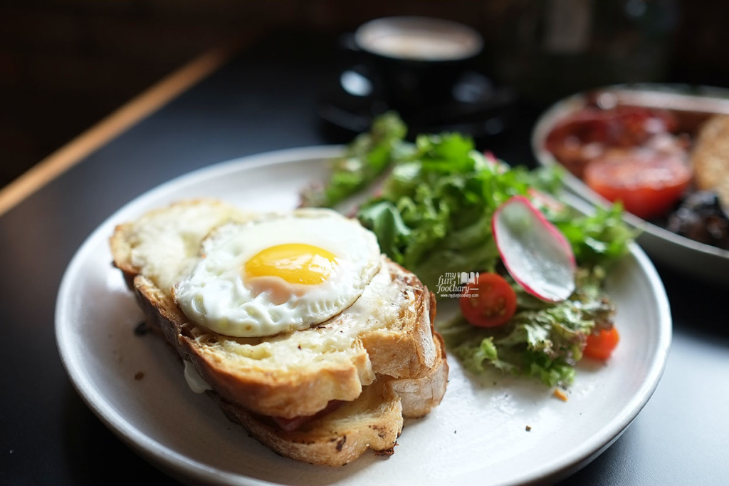 Croque Madame at Two Hands Full Coffee by Myfunfoodiary