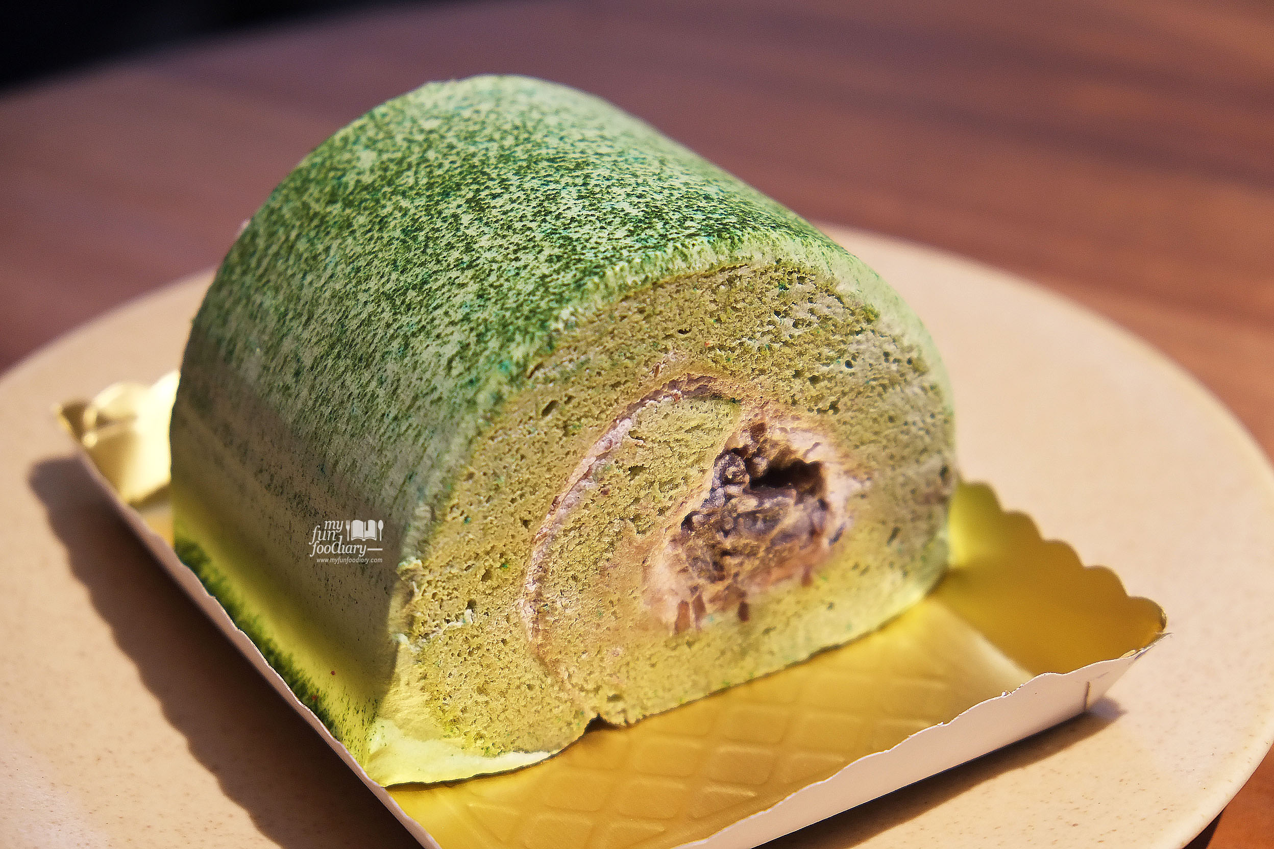 Matcha Ogura Swiss Roll at Dill Gourmet by Myfunfoodiary