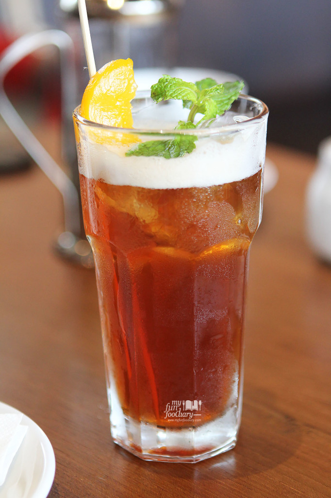 Peach Iced Tea at Canteen Pacific Place by Myfunfoodiary