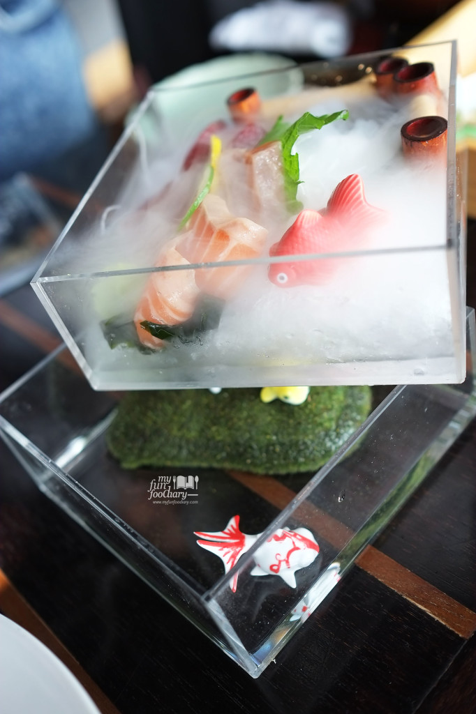 Shake and Maguro Sashimi at Enmaru Restaurant at Altitude The Plaza by Myfunfoodiary 05