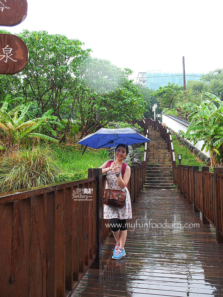 Lady rain at Xinbeitou Taiwan by Myfunfoodiary