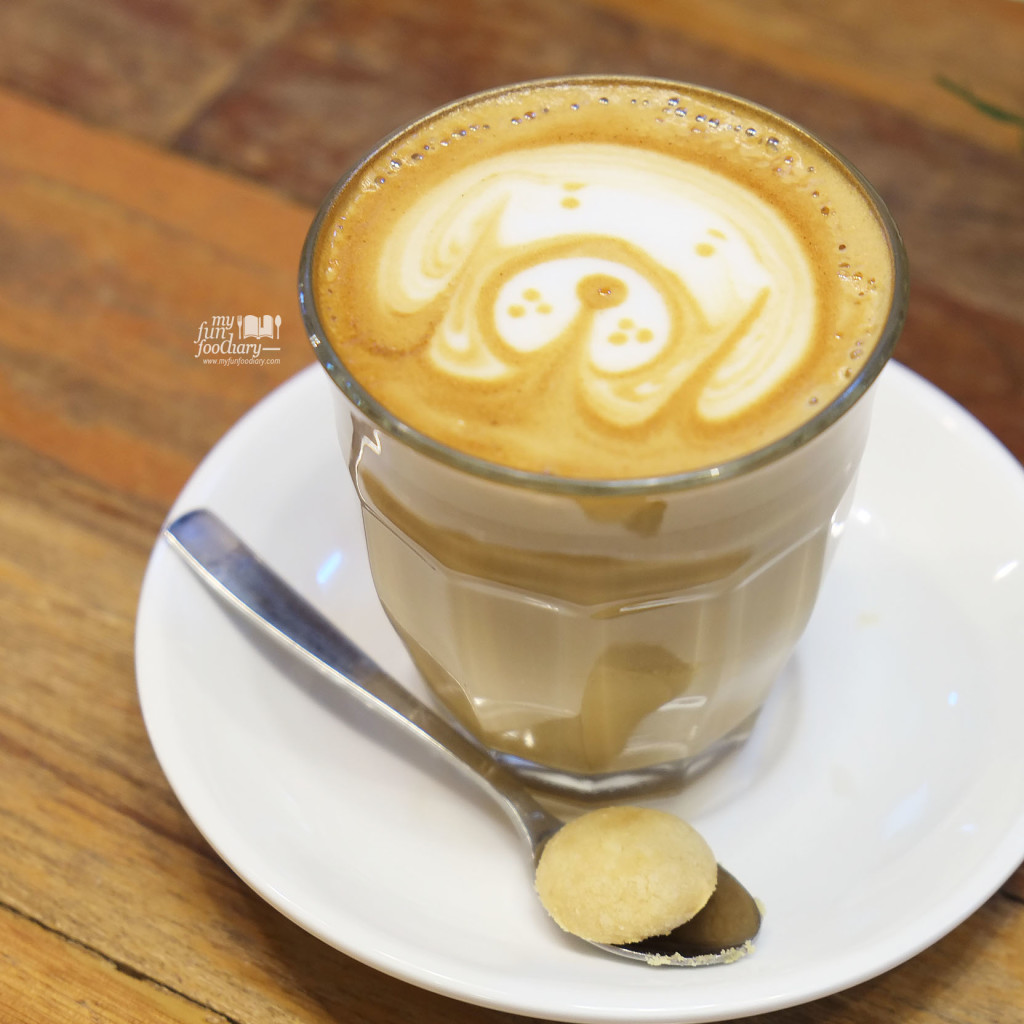 Latte Double Ristretto at Noahs Barn Bandung by Myfunfoodiary 02