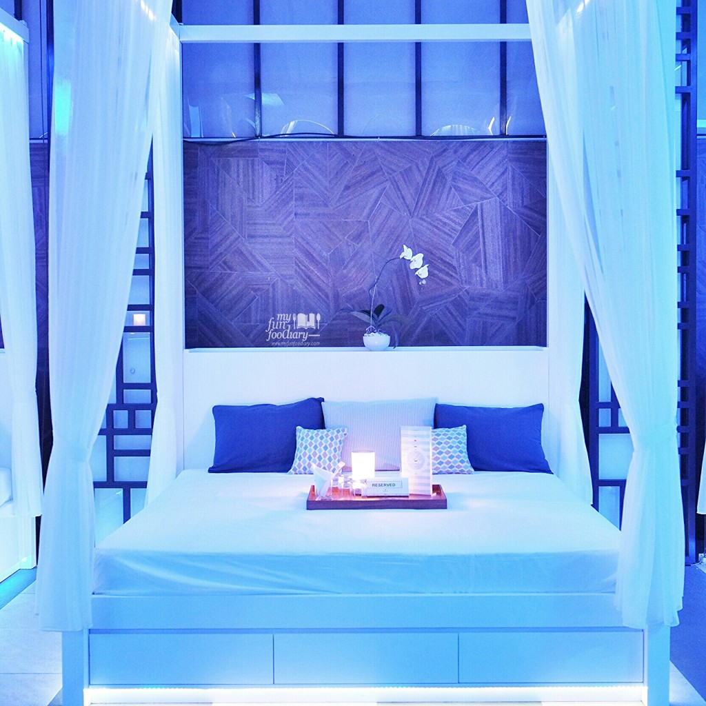 Comfort Bed at BLU Shangri-la Jakarta by Myfunfoodiary