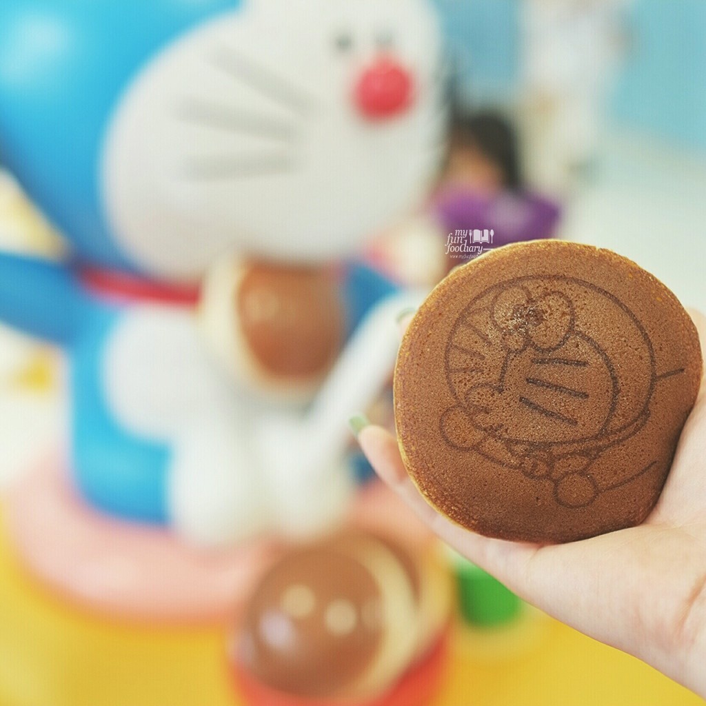 Mullie bought Doraemon Dorayaki at Fujiko F Fujio Museum - by Myfunfoodiary