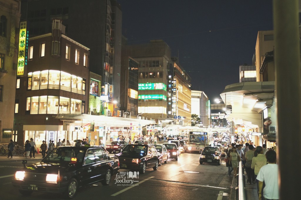 The Crowd Around Ponto-Cho Alley Kyoto by Myfunfoodiary