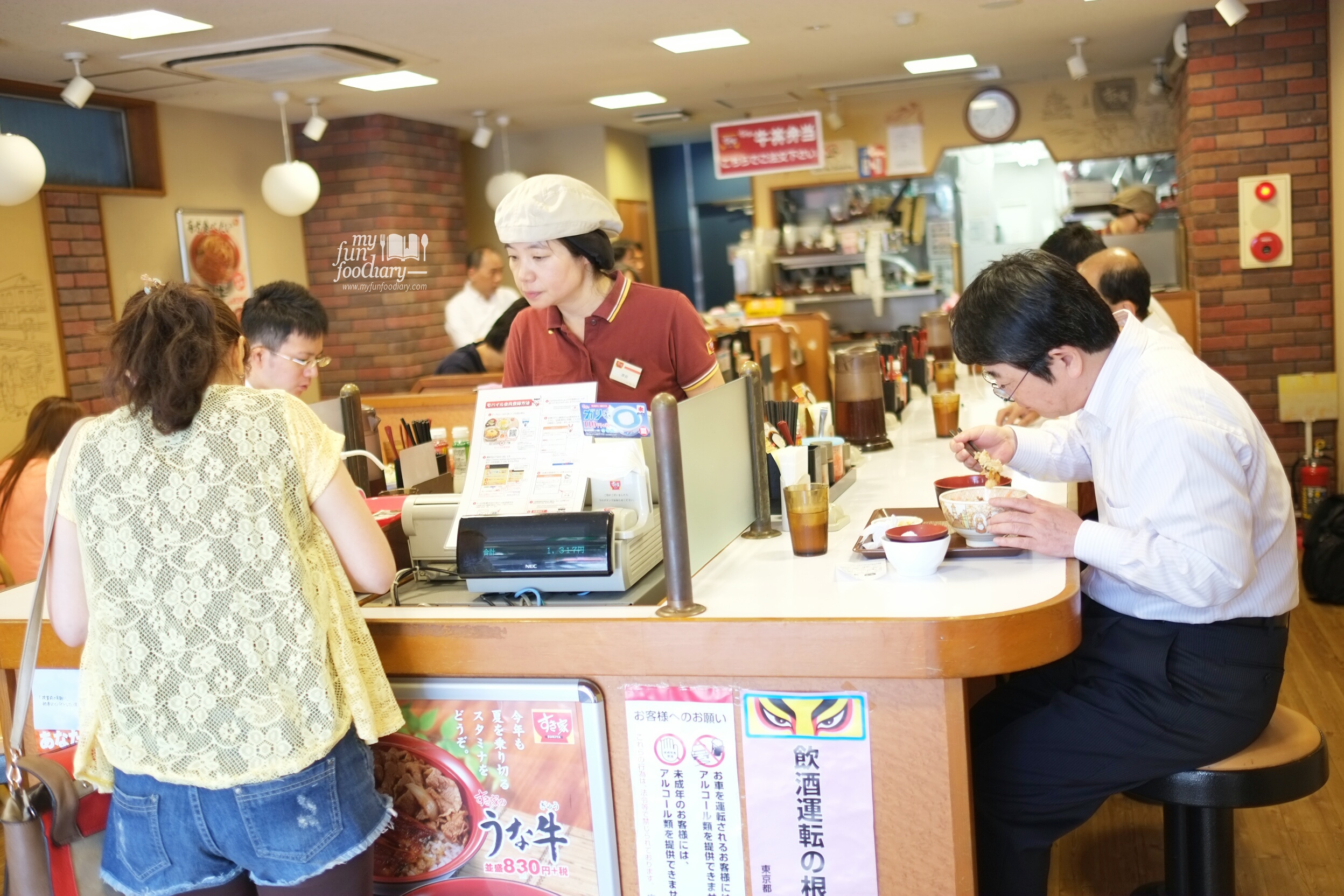 Mullie at the Cashier at Sukiya Gyudon Japan by Myfunfoodiary