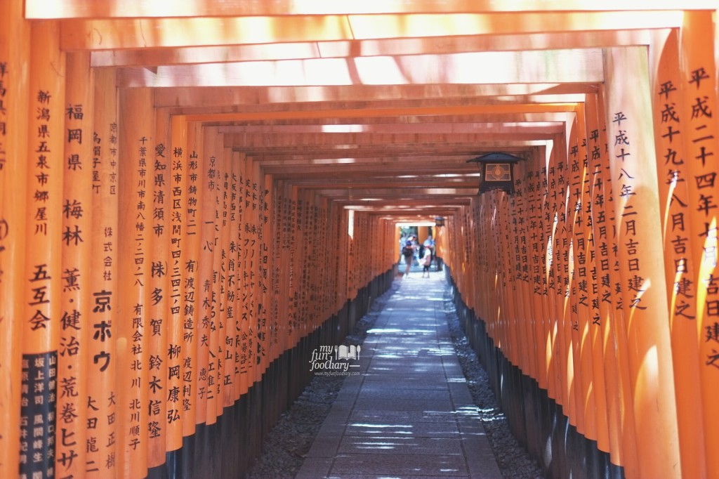 Torii Gates hiking trail at Fushimi Inari Taisha Kyoto by Myfunfoodiary