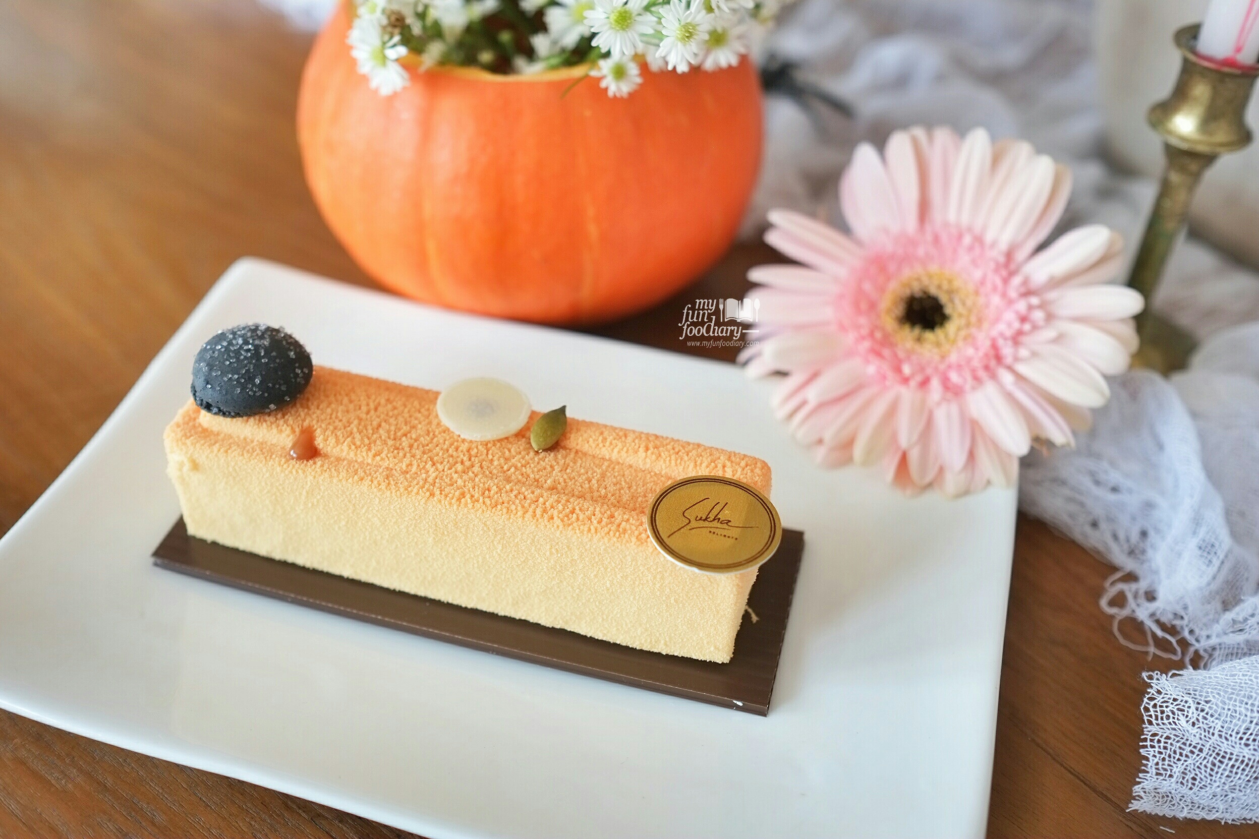 Autumn Cake at Sukha Delights in Bandung by Myfunfoodiary