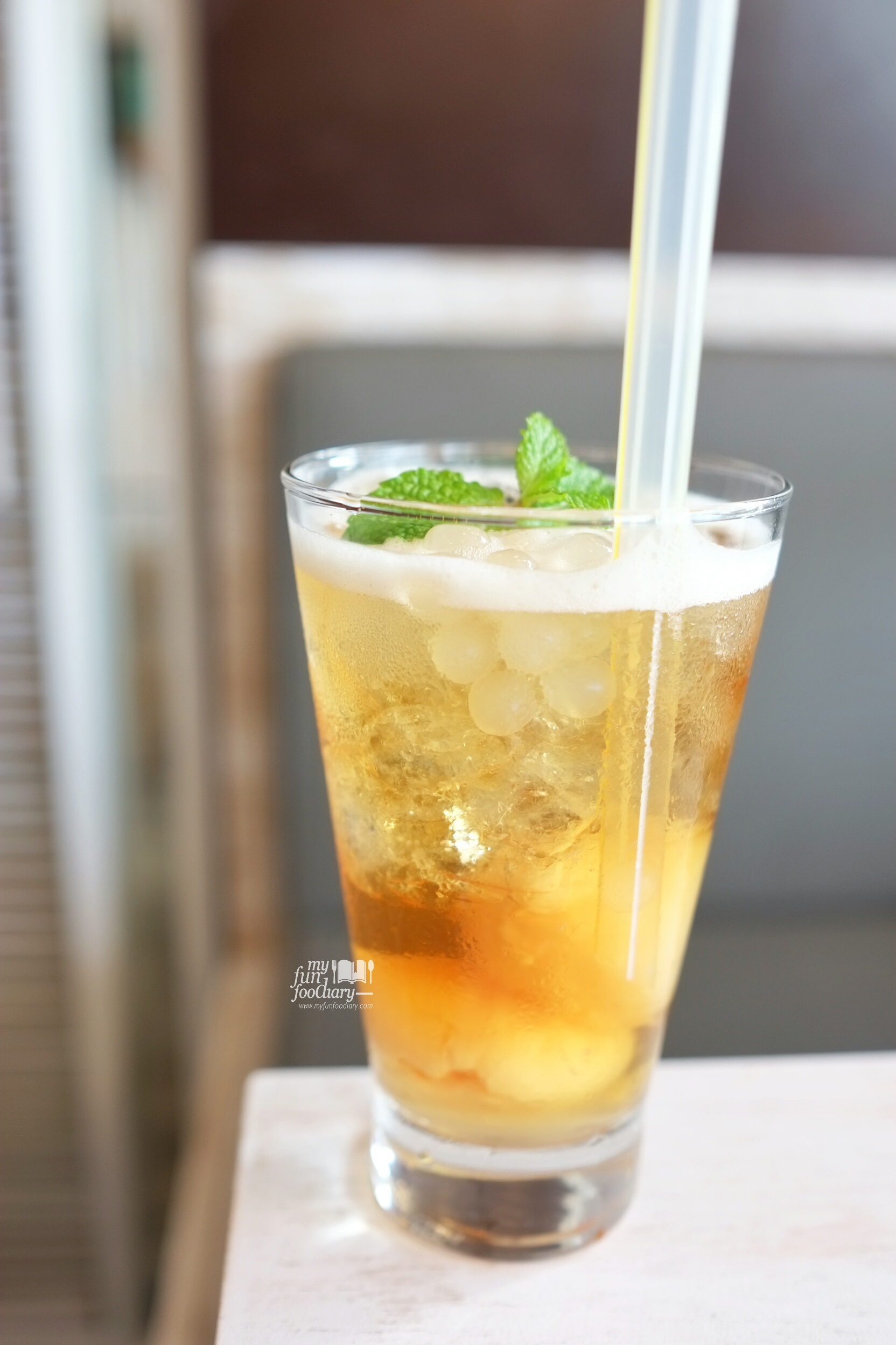 Ice Lychee Tea at Shirayuki PIK by Myfunfoodiary