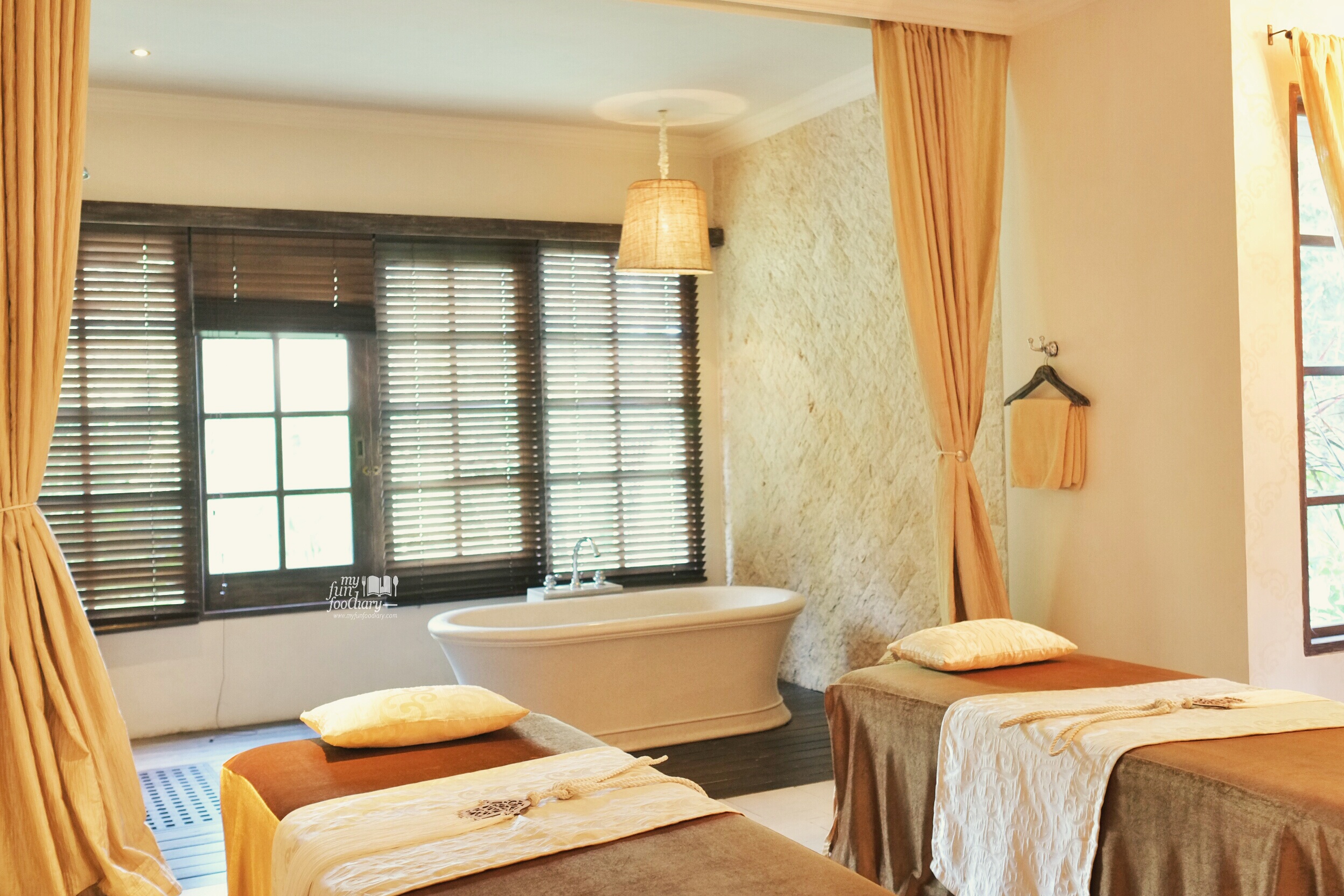 Gorgeous Treatment Room at DaLa Spa Ubud - by Myfunfoodiary