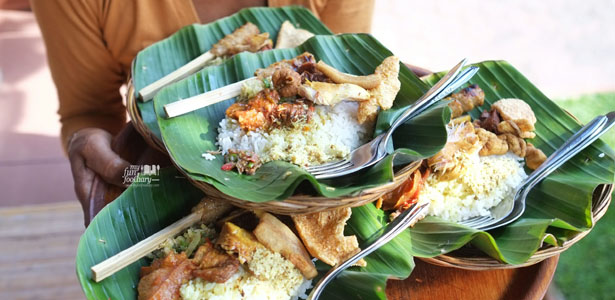 [KULINER BALI] Nasi Campur Bali at Warung Teges, Ubud, Gianyar – Bali