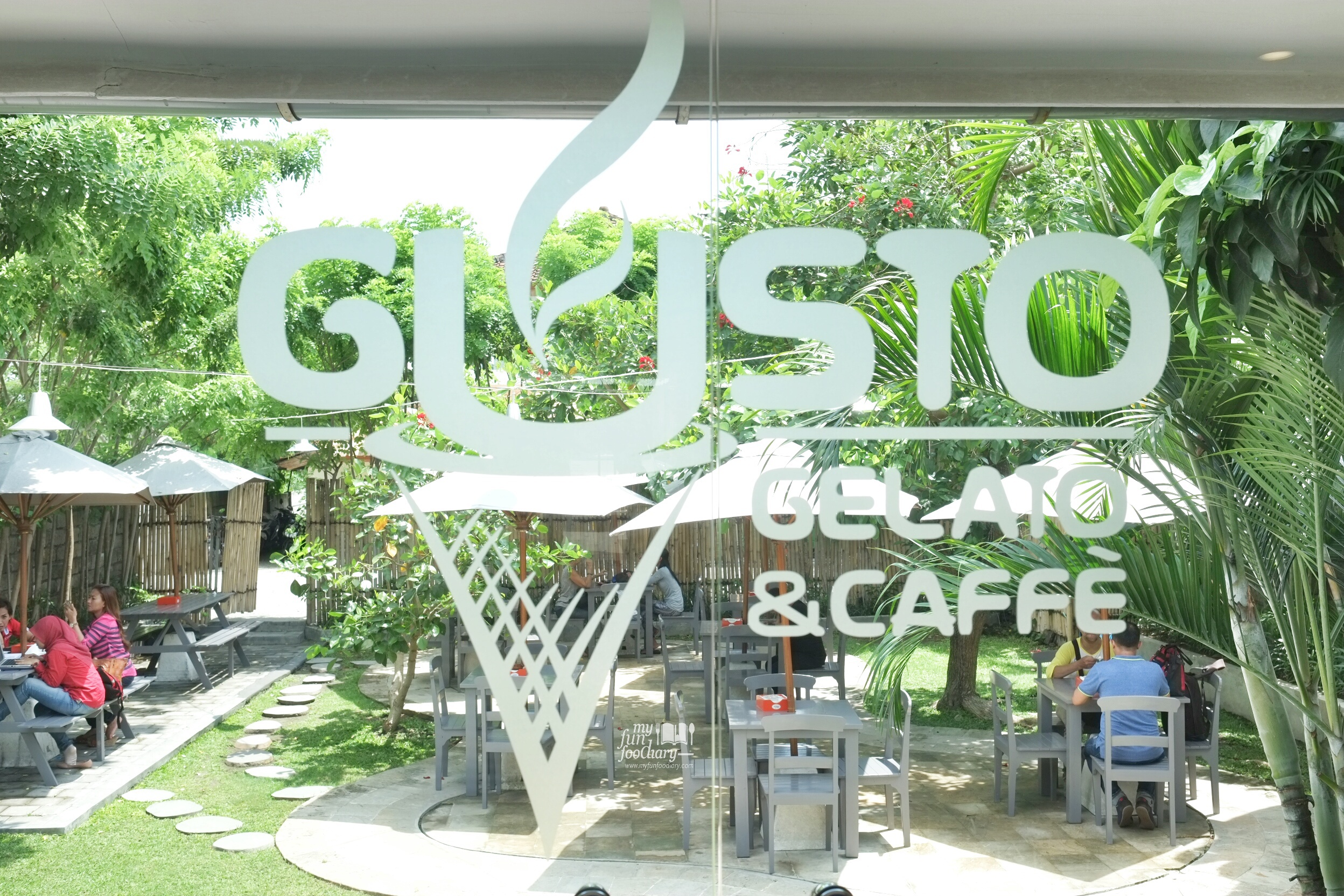 Outdoor Area at Gusto by Myfunfoodiary
