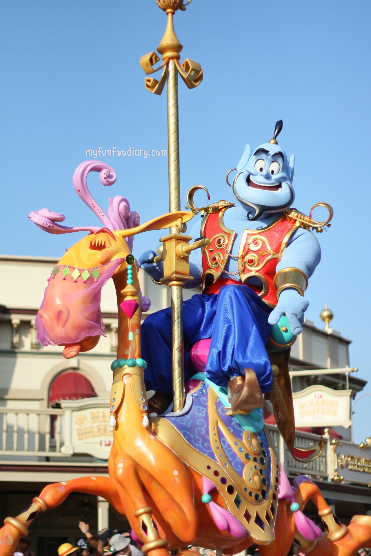 Tokyo Disney Parade July 2014 by Myfunfoodiary 06