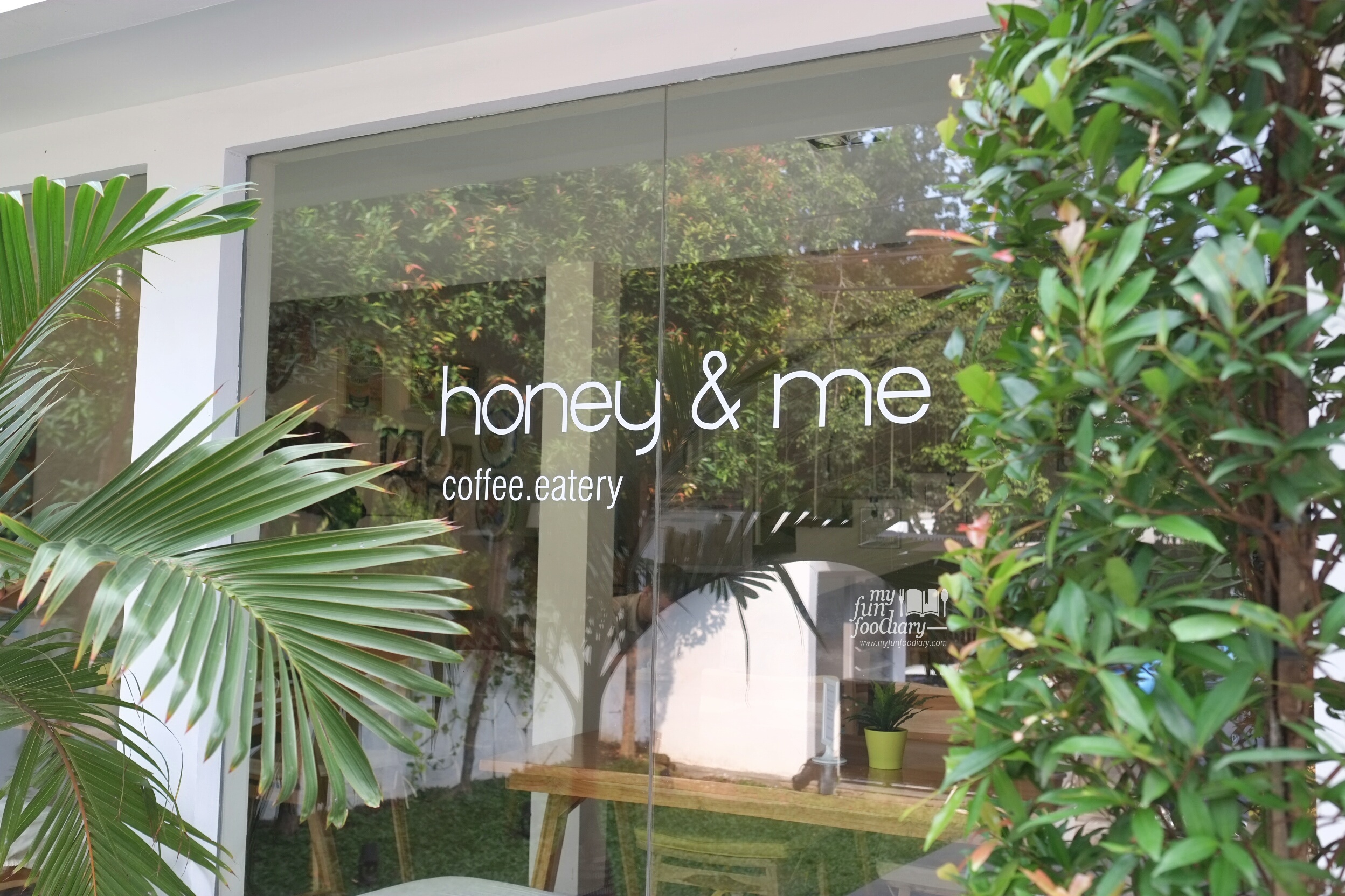 Ambiance Honey and Me Coffee Eatery by Myfunfoodiary 07