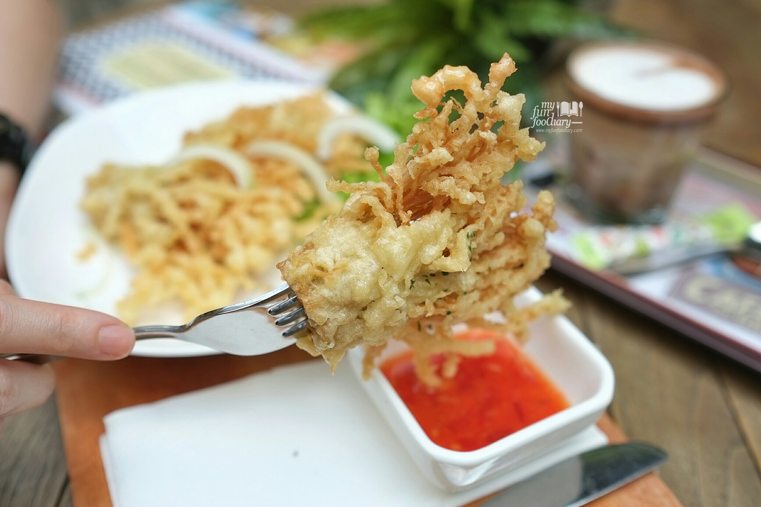 Crispy Enoki and Onion at Honey and Me Coffee Eatery by Myfunfoodiary 02