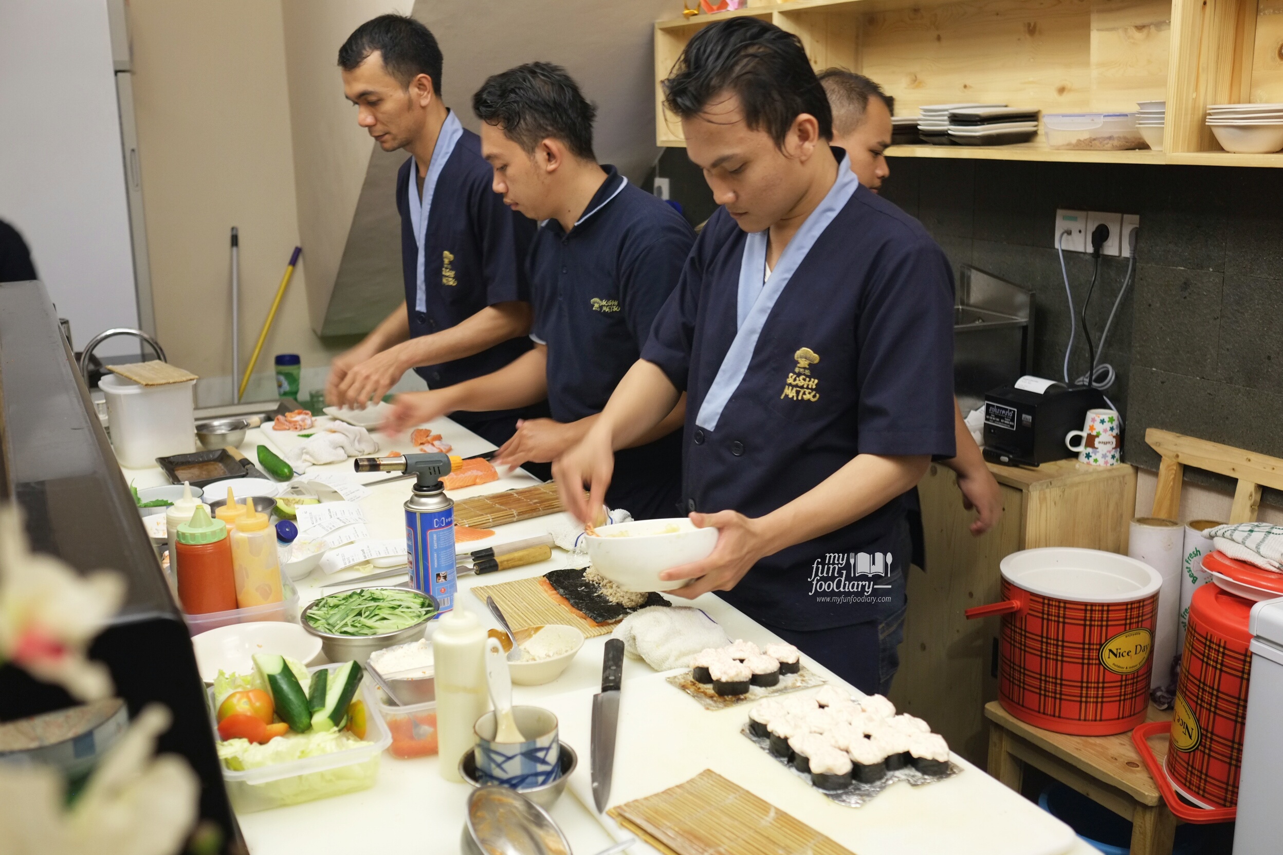 Kesibukan di dapur at Sushi Matsu BSD by Myfunfoodiary