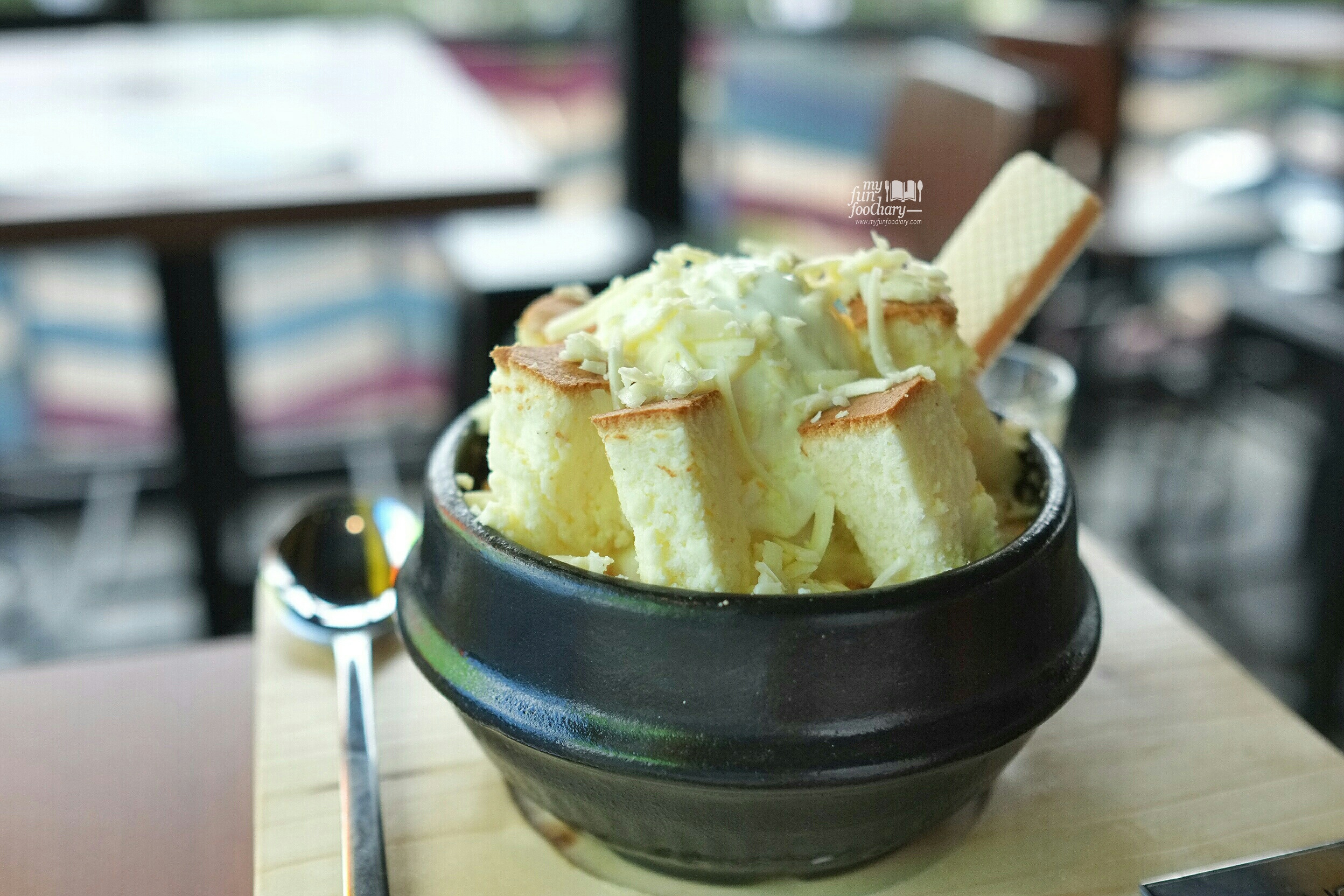 Abgujeong Bingsoo at Pat Bing Soo Korean Dessert House by Myfunfoodiary 02