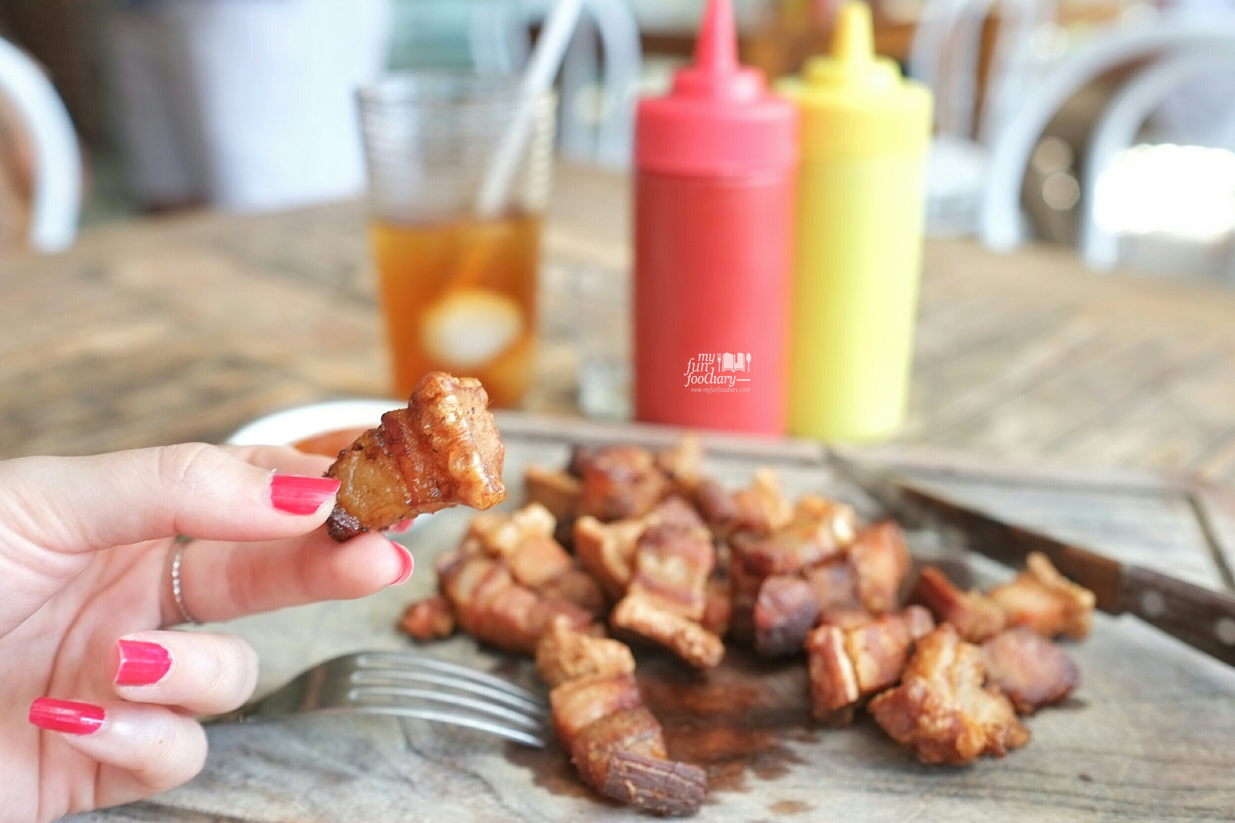 Crispy Pork Belly at Eat Well Bali by Myfunfoodiary