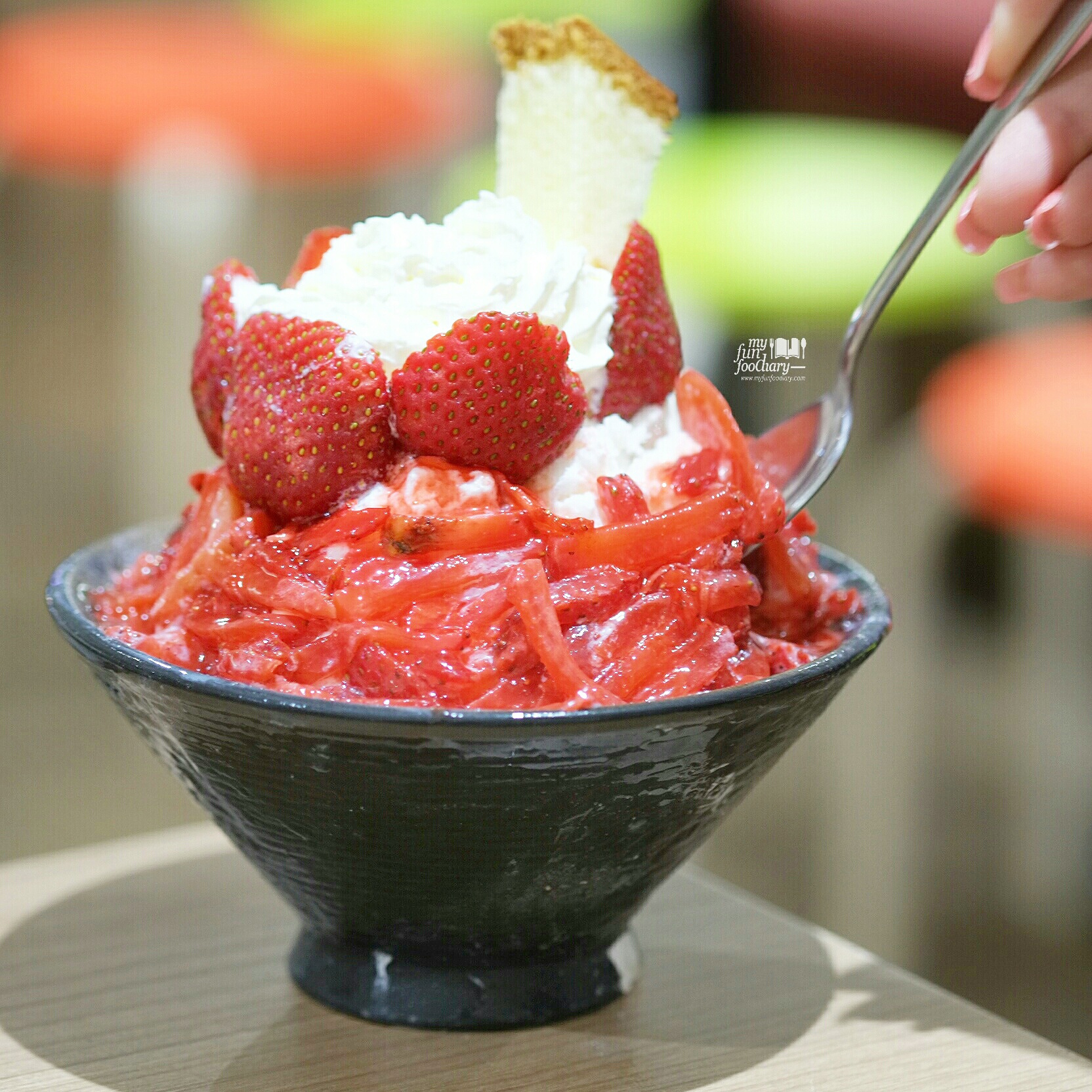Premium Strawberry Snowflake Milk Sherbet at Aree Korean Dessert by Myfunfoodiary 01