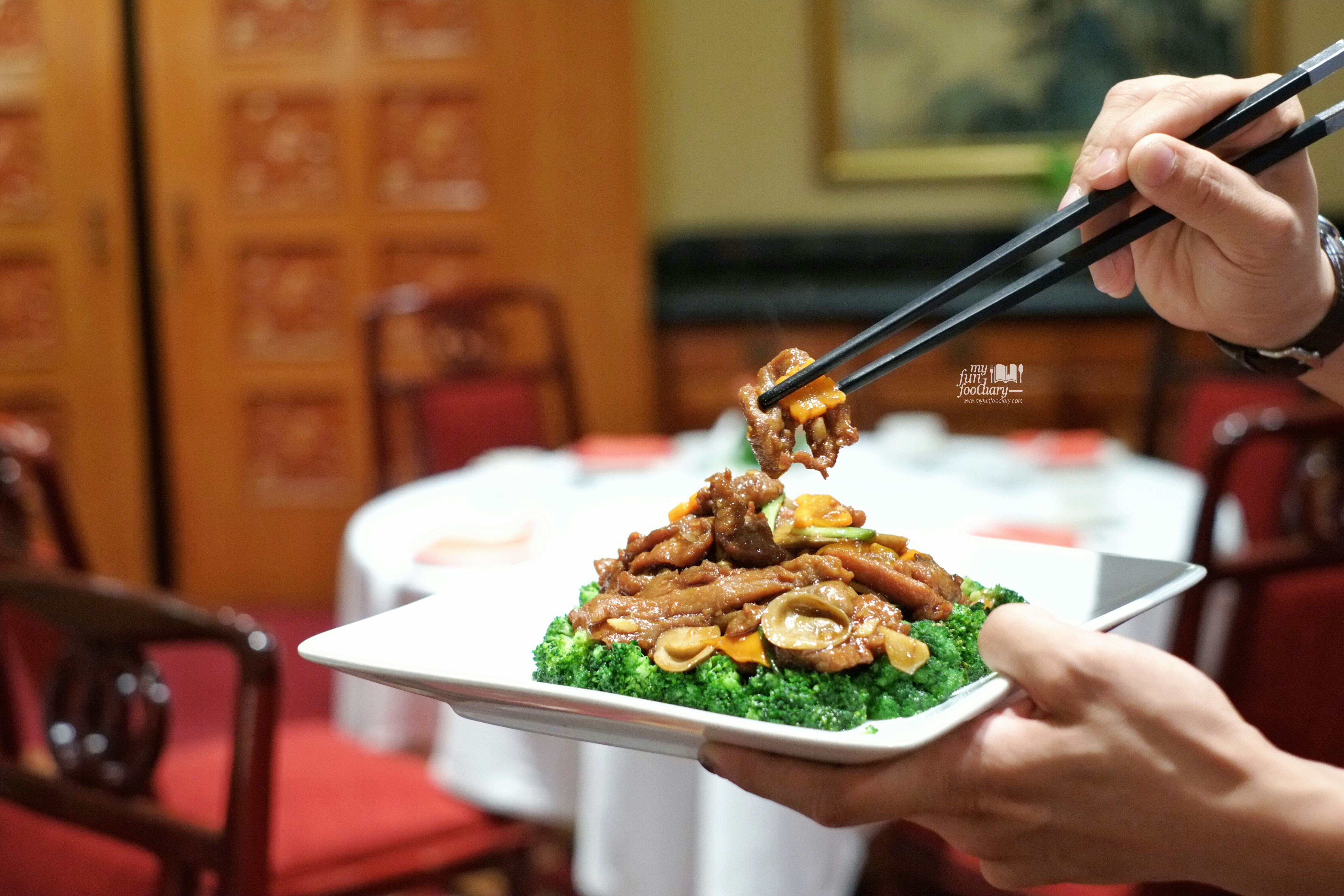 Sliced Beef with Garden Greens at Shang Palace Shangrila Surabaya by Myfunfoodiary