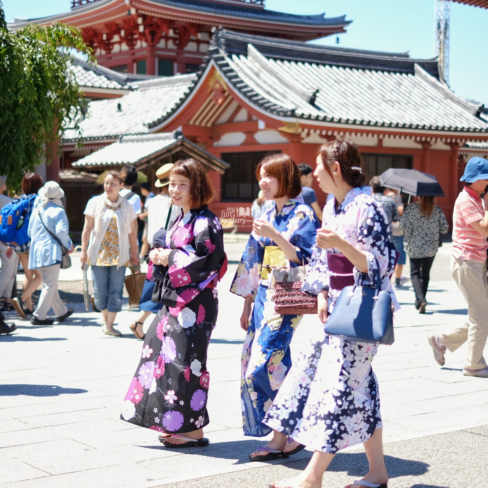 Japanese Girls Spotted at Asakusa Tokyo by Myfunfoodiary