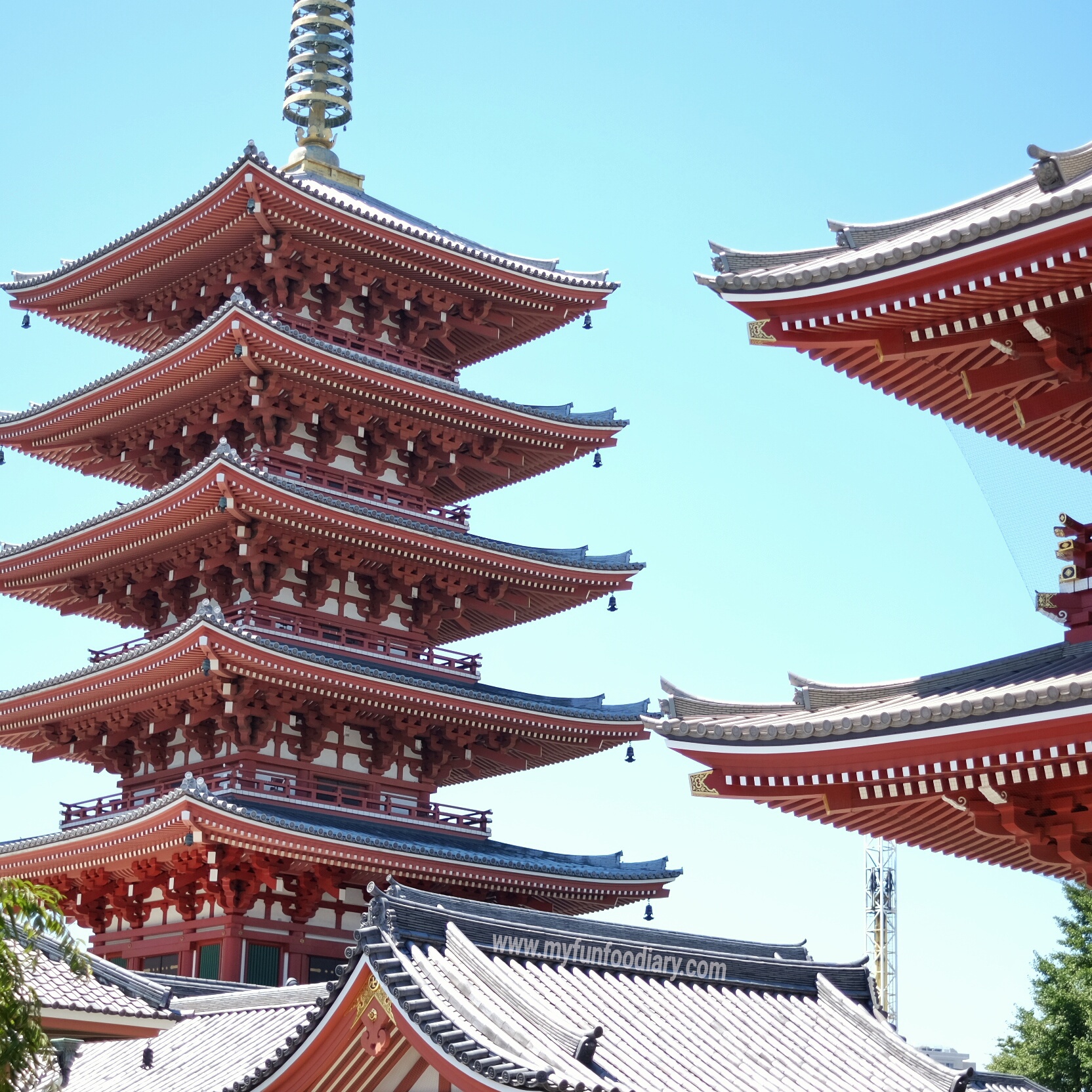 Sensoji Temple at Asakusa Tokyo by Myfunfoodiary