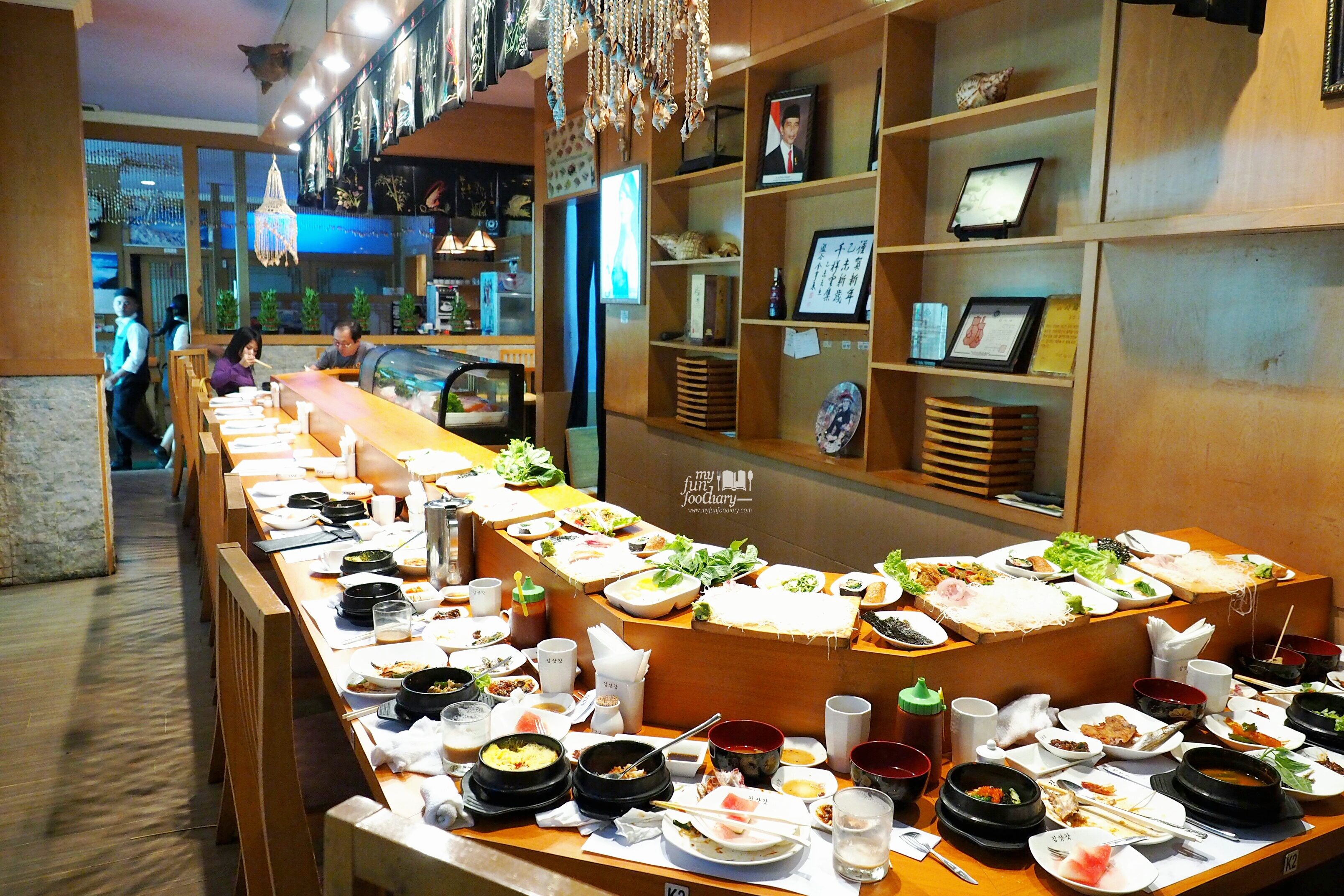 Sushi Sashimi Bar at Kim Sat Gat by Myfunfoodiary