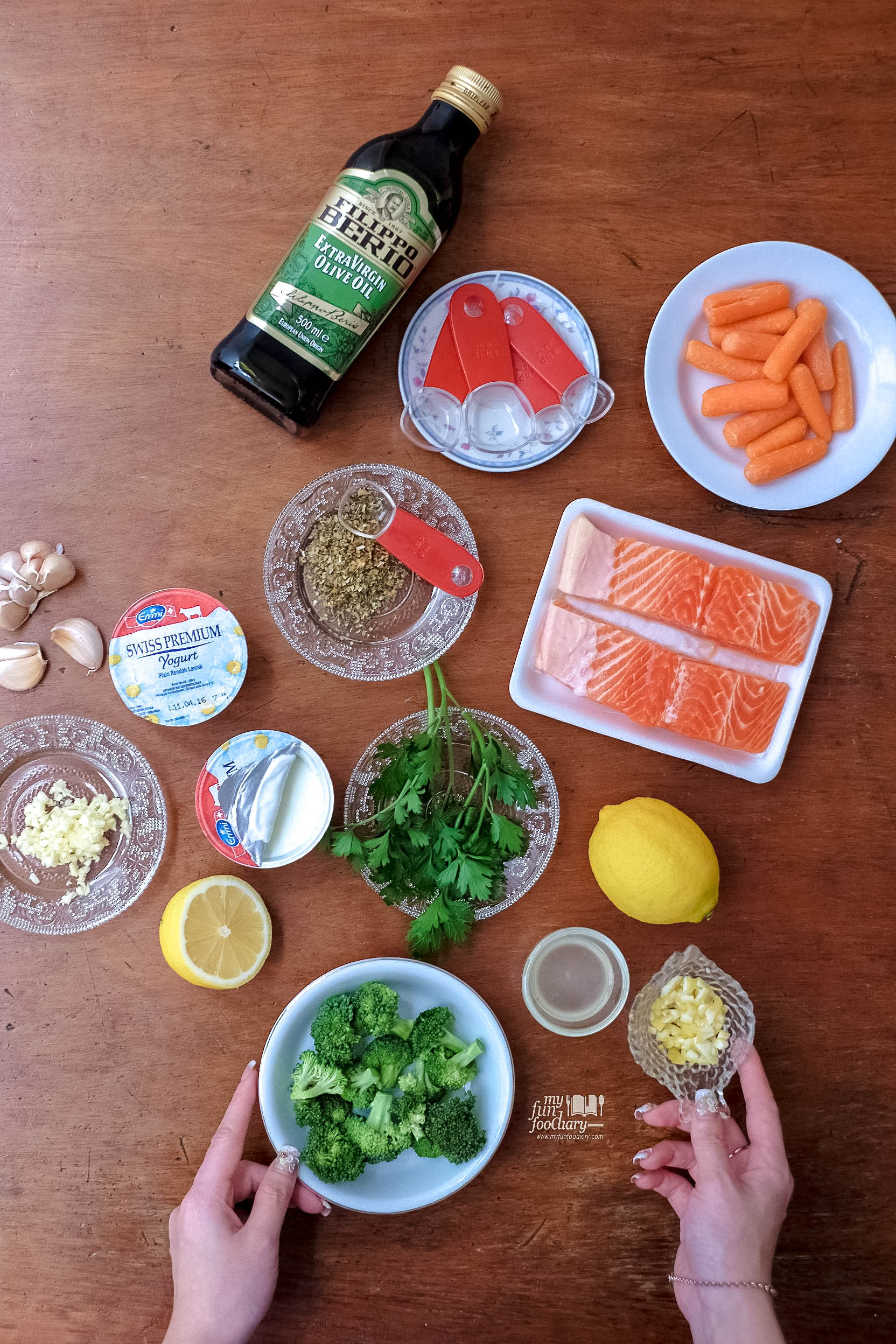 All the ingredients for this Salmon recipe by Myfunfoodiary
